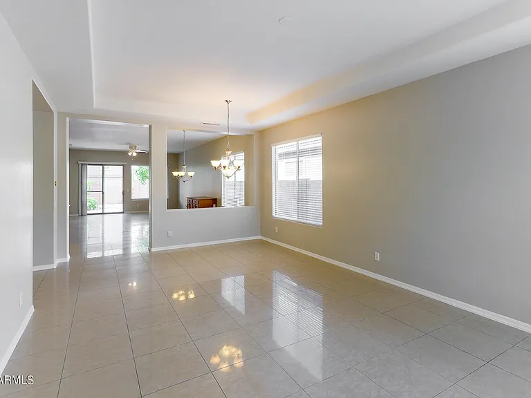 3433 W Languid Ln — Photo 4