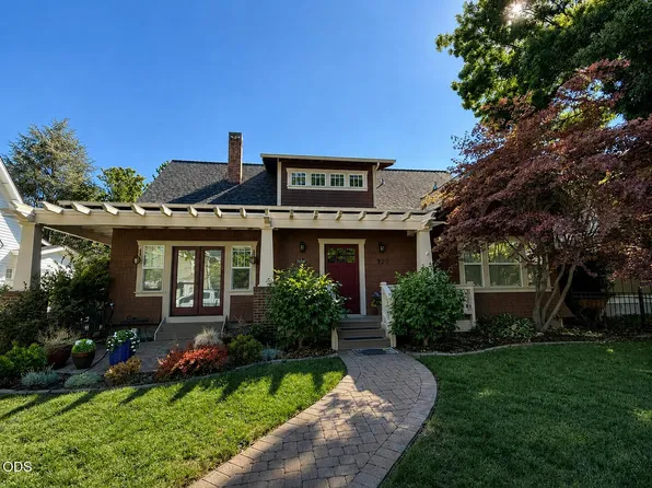 720 G St, Jacksonville, OR 97530