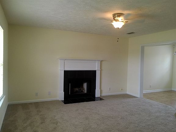 2nd image of 1607 Lisburn Dr