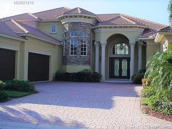 2nd image of 1536 SE Ballantrae Ct