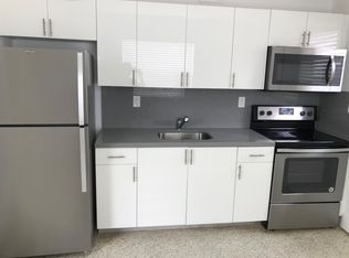 923 SW 8th Ct, Miami, FL 33130