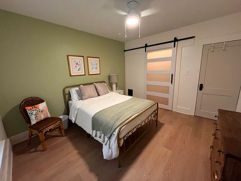 1312 Oak St — Photo 5
