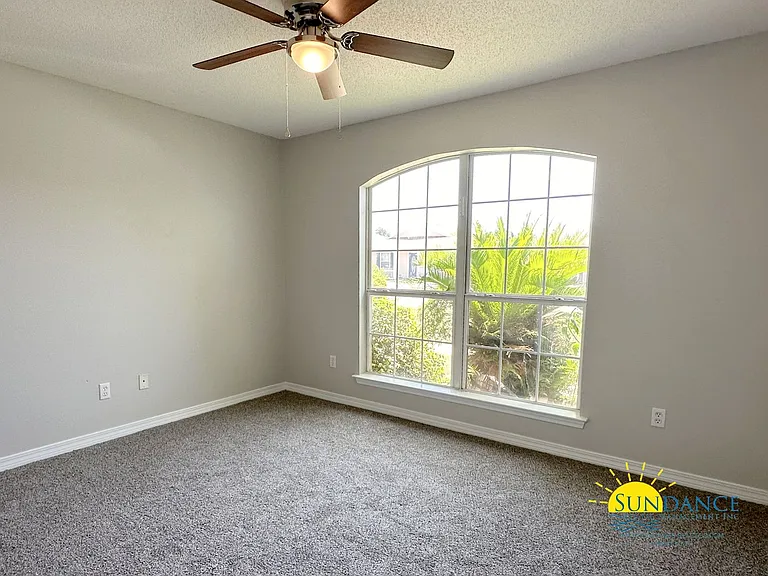 7692 Chablis Cir — Photo 5