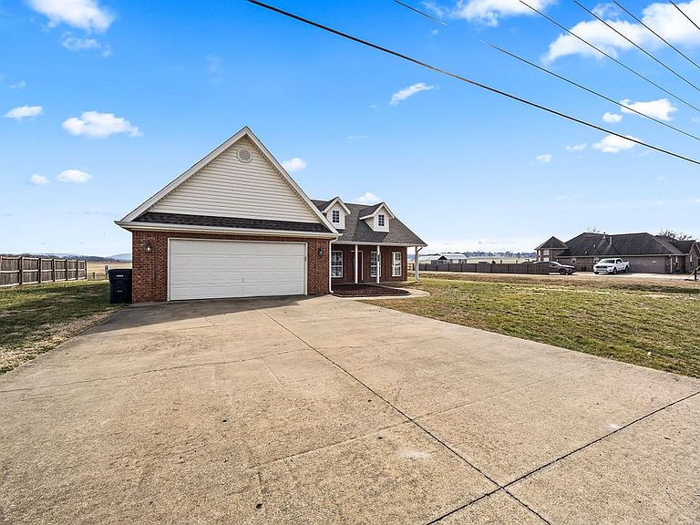 Listing photo 4