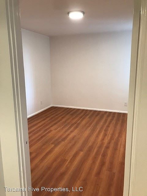 1st image of 6230 Reseda Blvd APT 201
