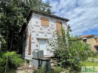 1025 W 38th St, Savannah, GA 31415