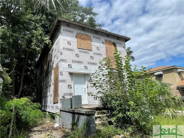 1025 W 38th Street, Savannah, GA 31415