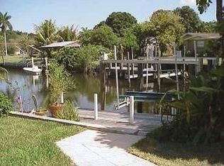 815 71st St NW, Bradenton, FL 34209