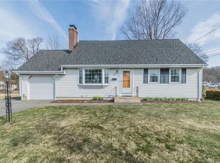 15 Pinnacle Rd, Plainville, CT 06062