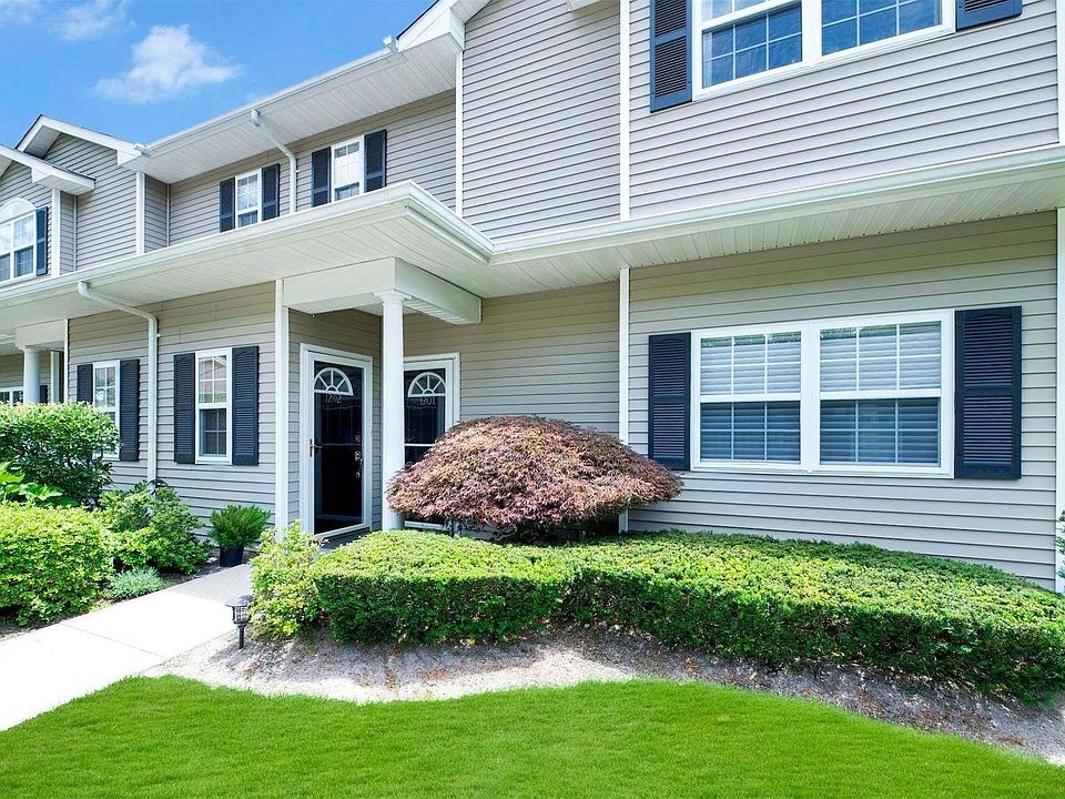 1st image of 1201 Aerie Way #1201