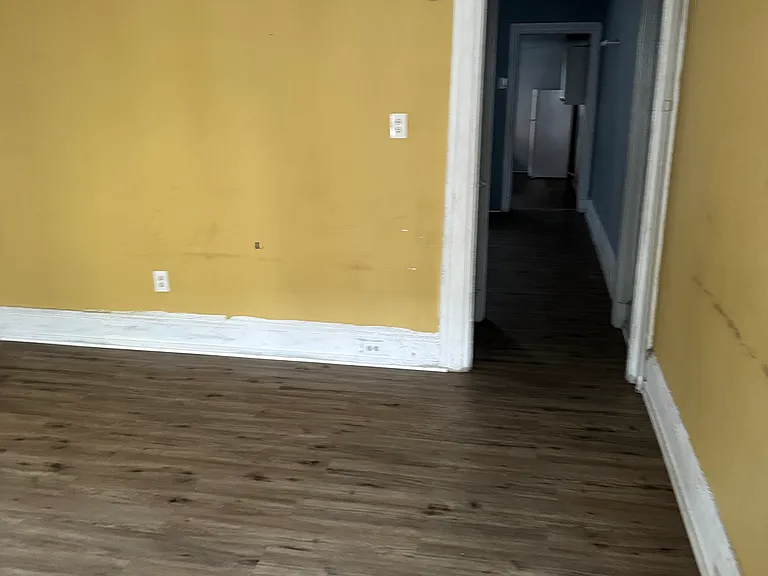 46 E Chestnut St — Photo 10
