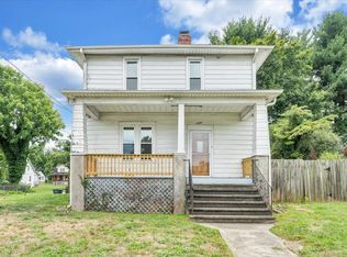 1202 Rugby Blvd NW, Roanoke, VA 24017