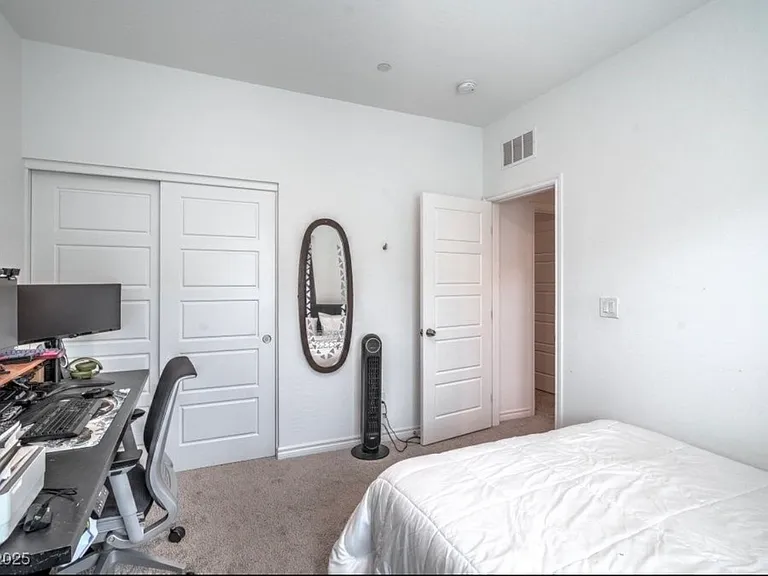 7318 N Decatur Blvd #4 — Photo 28