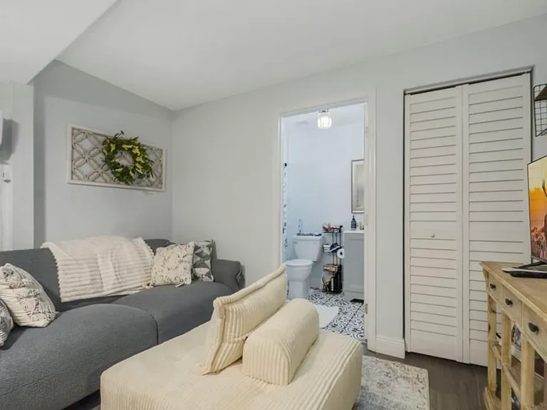 1202 Missouri Ave #B — Photo 3
