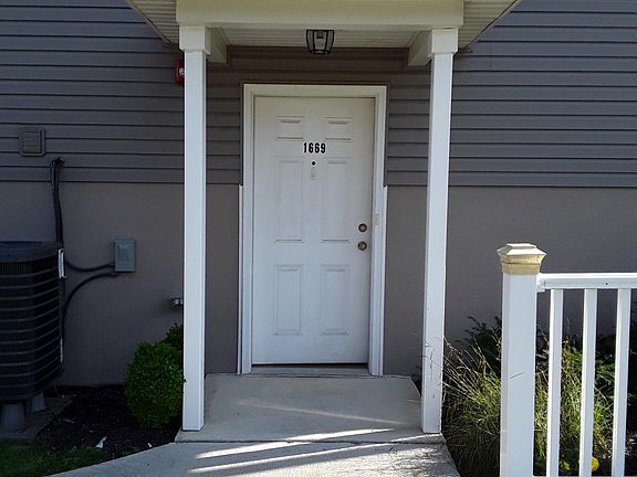 Front door 1669