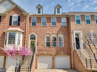 4613 Lambert Pl, Alexandria, VA 22311