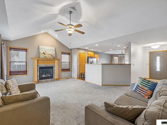 5th image of 9635 Saint Clement Cir
