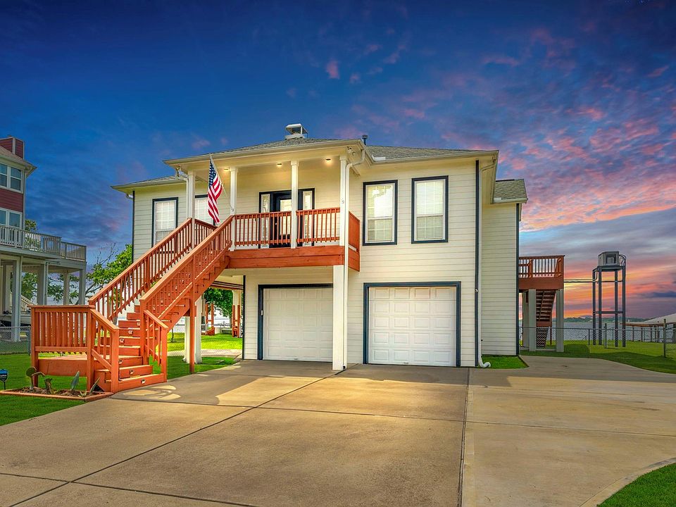 1st image of 440 S Burnett Drive