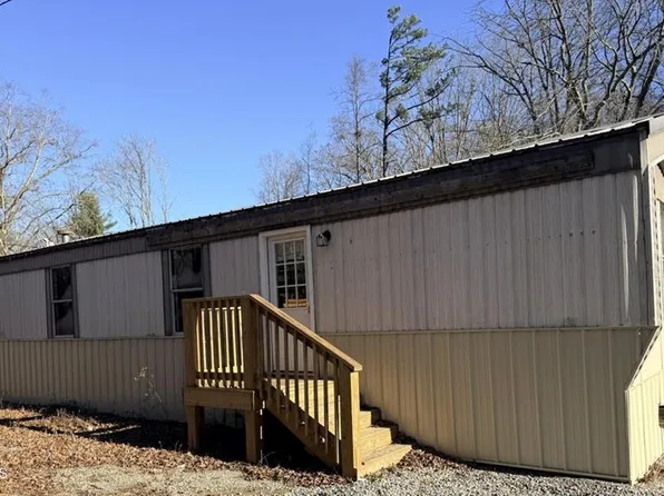 166 Maynard Ave, Jamestown, TN 38556