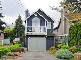 703 N 86th St, Seattle, WA 98103