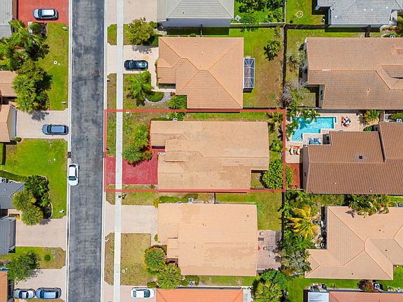 4th image of 10720 Oak Bend Way
