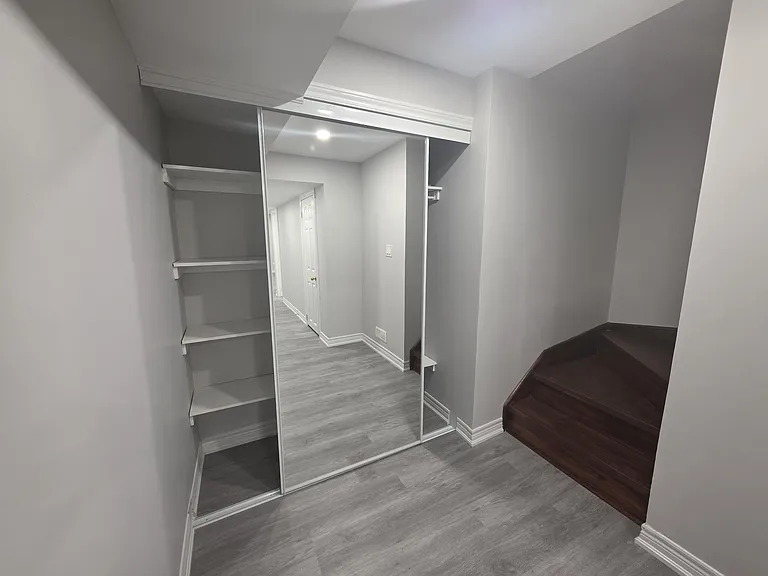 9 Isaac Devins Blvd — Photo 3