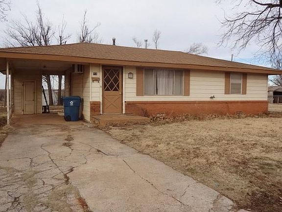 2nd image of 710 S Magnolia Ave