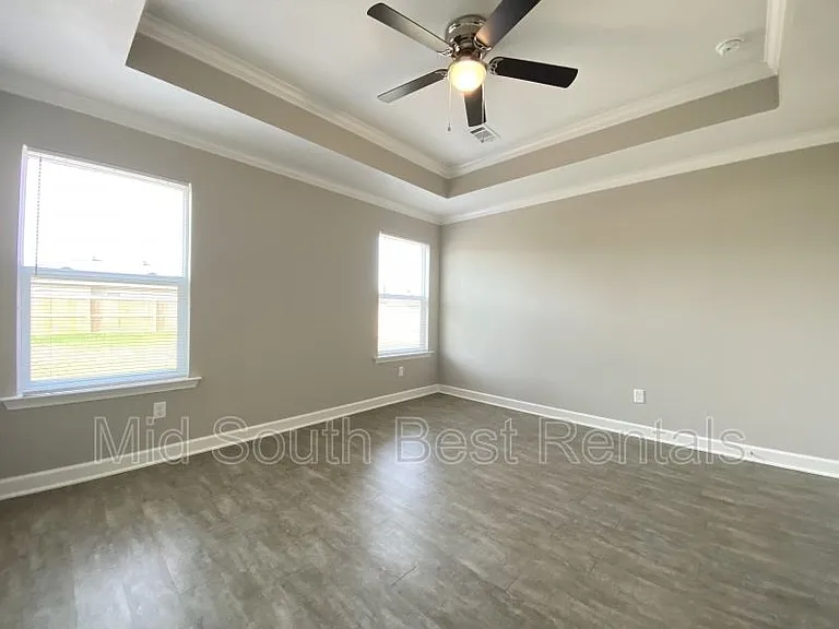 203 Magnolia Ct — Photo 5