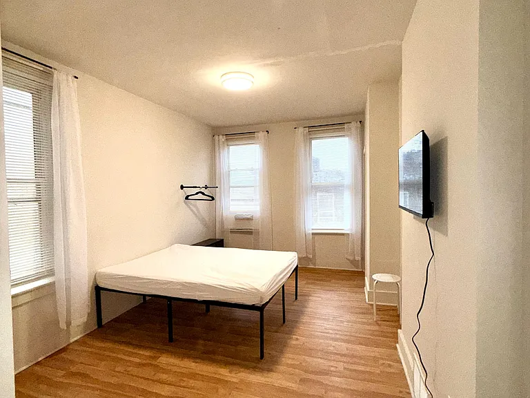 Room 1: Sunrise Room