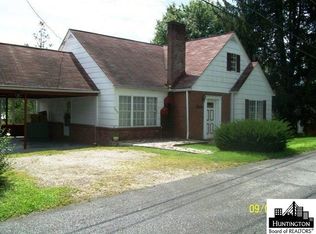 1520 2nd St, Milton, WV