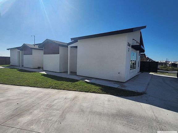 2nd image of 3560 Hidalgo St Building 2-A