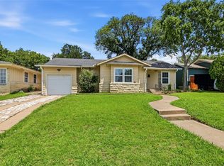 2313 Grandview Dr, Fort Worth, TX 76112