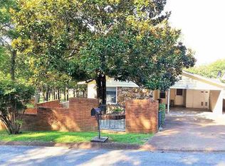 213 S Nightingale Dr, Horseshoe Bend, AR 72512