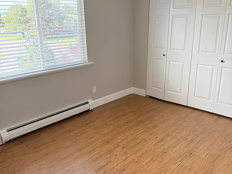 Cottonwood Creek Apartments — Photo 25
