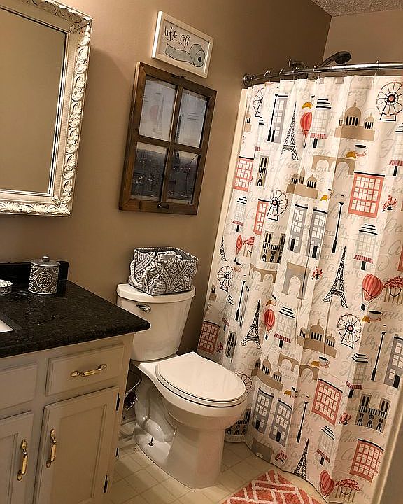 Guest bath