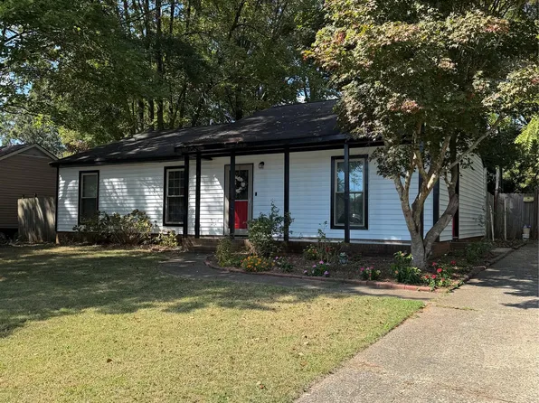 3425 Cross Winds Rd, Charlotte, NC 28227