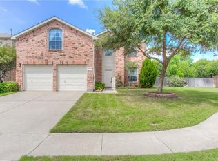 3413 Lake Knoll Ct, Hurst, TX 76053