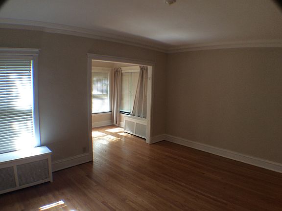4th image of 6527 N Newgard Ave