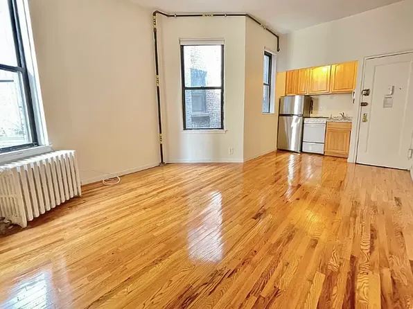 212 W 82nd St APT 4C, New York, NY 10024