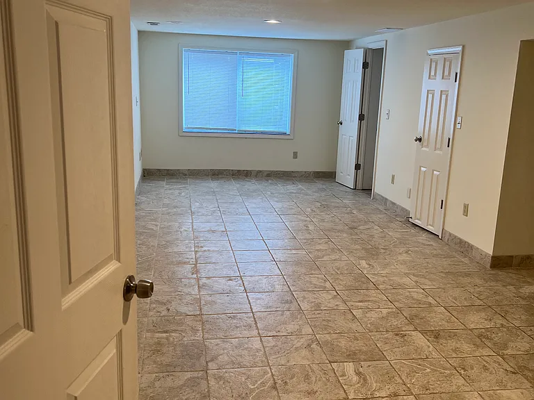 5821 Lowell St — Photo 20