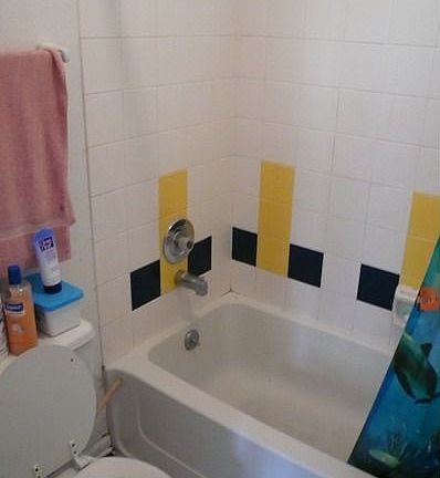 1 Bath per Room = 4 Bath