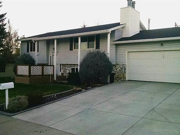 2nd image of 1123 7th West Ave