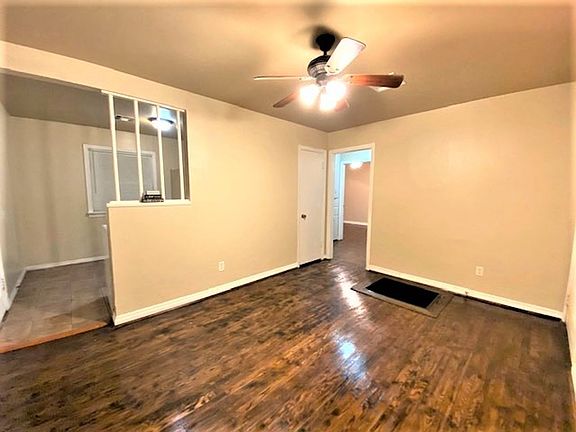 3rd image of 4022 NW 34th St #124