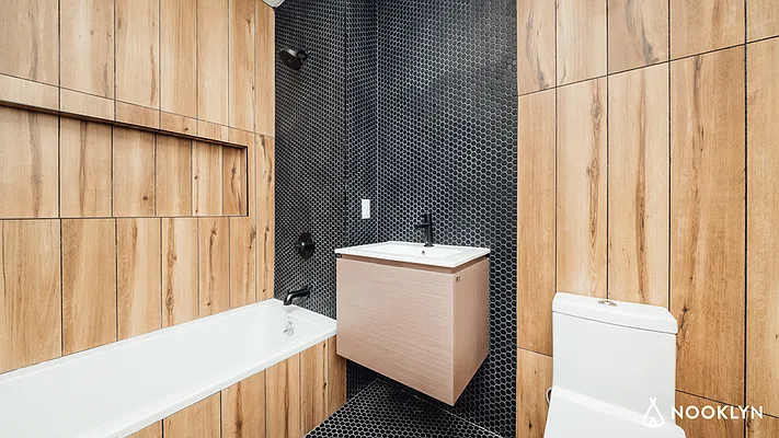 Rented by Nooklyn NYC LLC | media 59