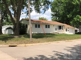 206 Goode St, Bloomfield, IA 52537