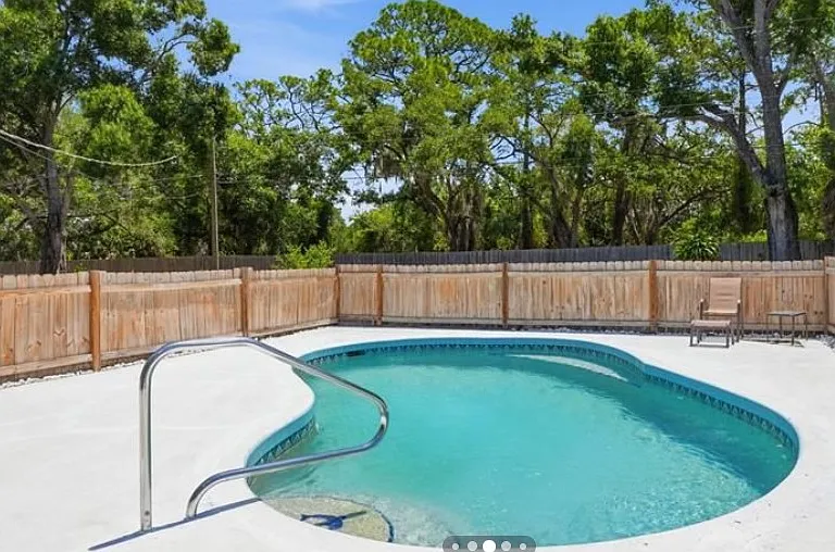 73 Saint Lucie Ave — Photo 10