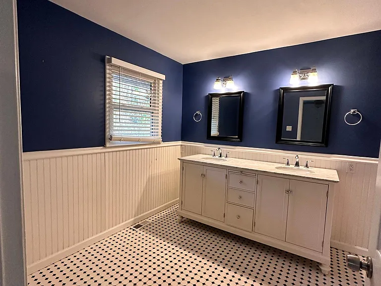 3825 Sheffield Dr — Photo 12