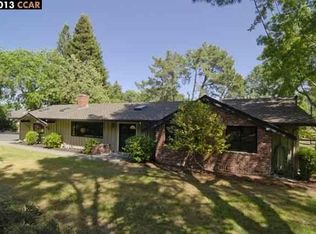 61 Castle Crest Rd, Alamo, CA 94507