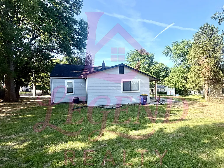 10869 Pear Tree Ln — Photo 3