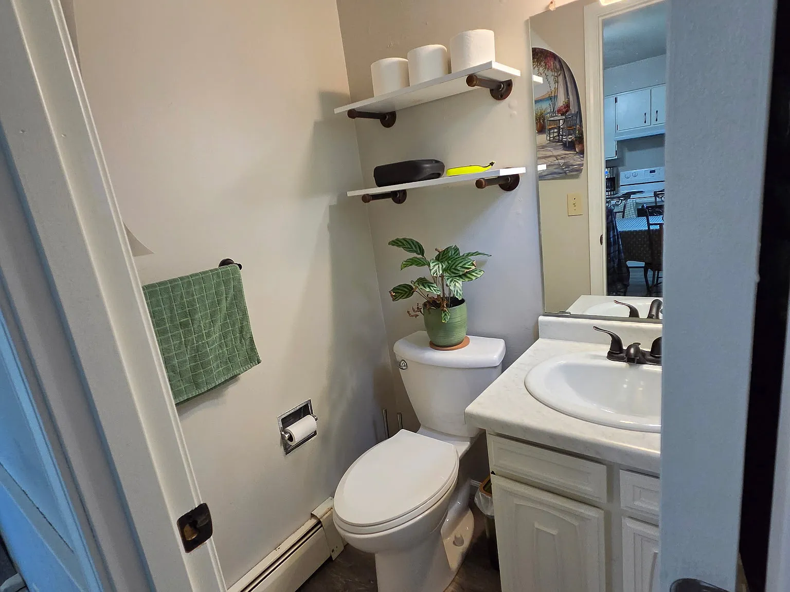 2 bed, 1.5 bath, $1,295 — Photo 3